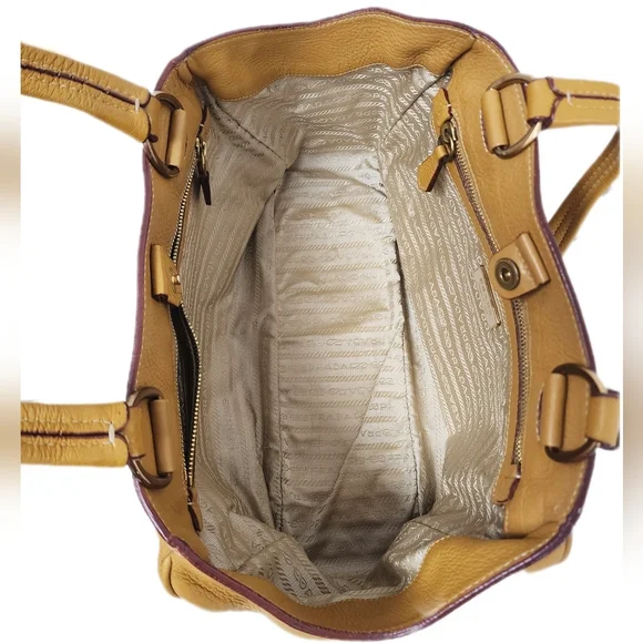 Prada Leather Shoulder bag - Picture 6 of 9